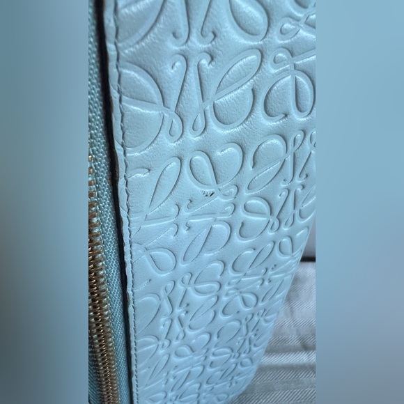 LOEWE ANAGRAM Imprinted Baby Blue Leather Gold Metal Snap Zip Coin Wallet - Picture 7 of 16